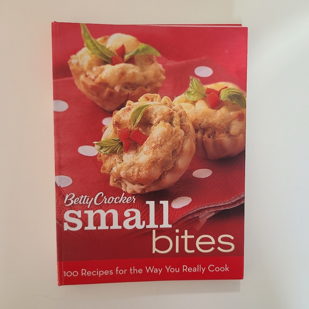 Betty Crocker Small Bites Book